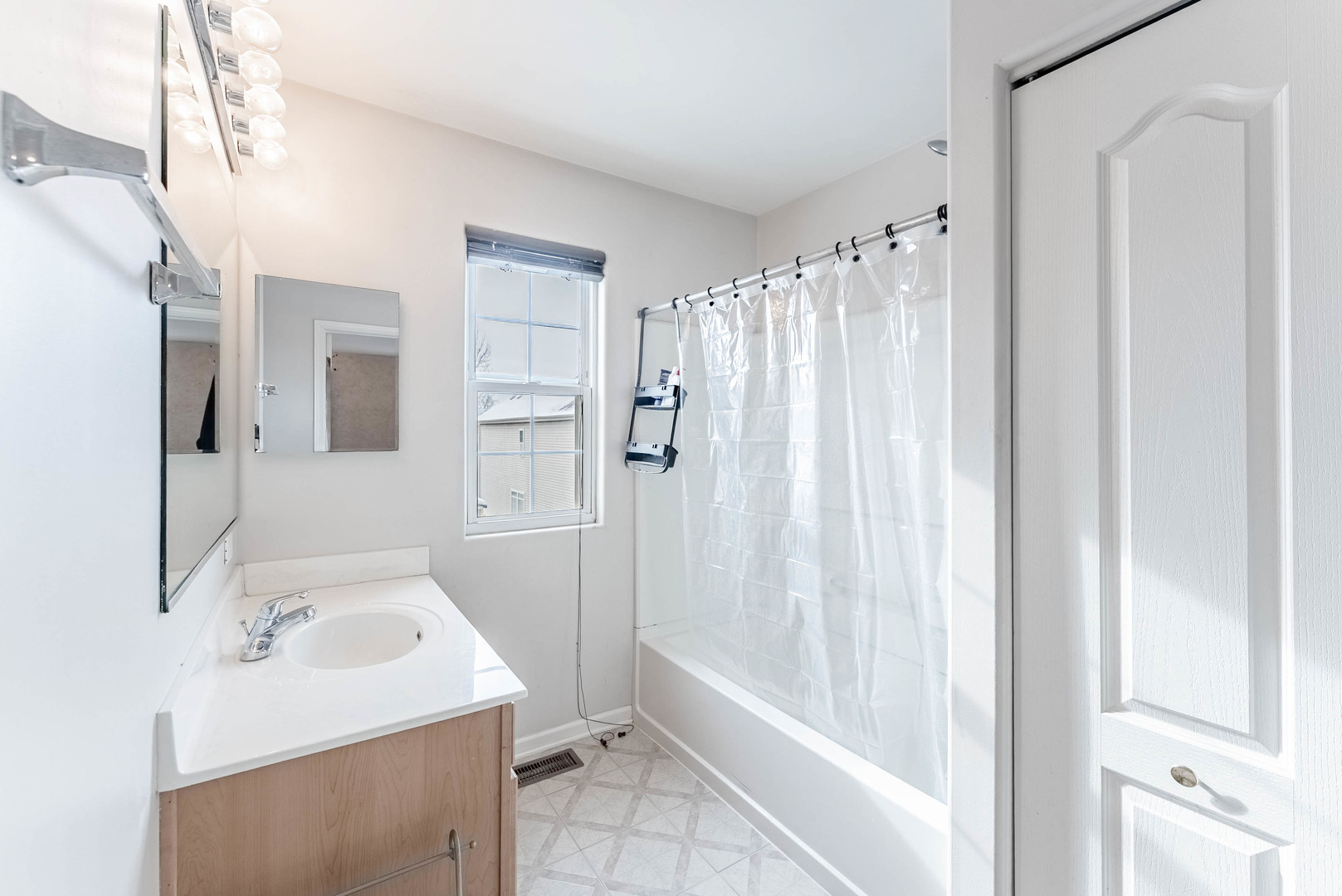 271 Stonegate Road Bolingbrook IL 60440