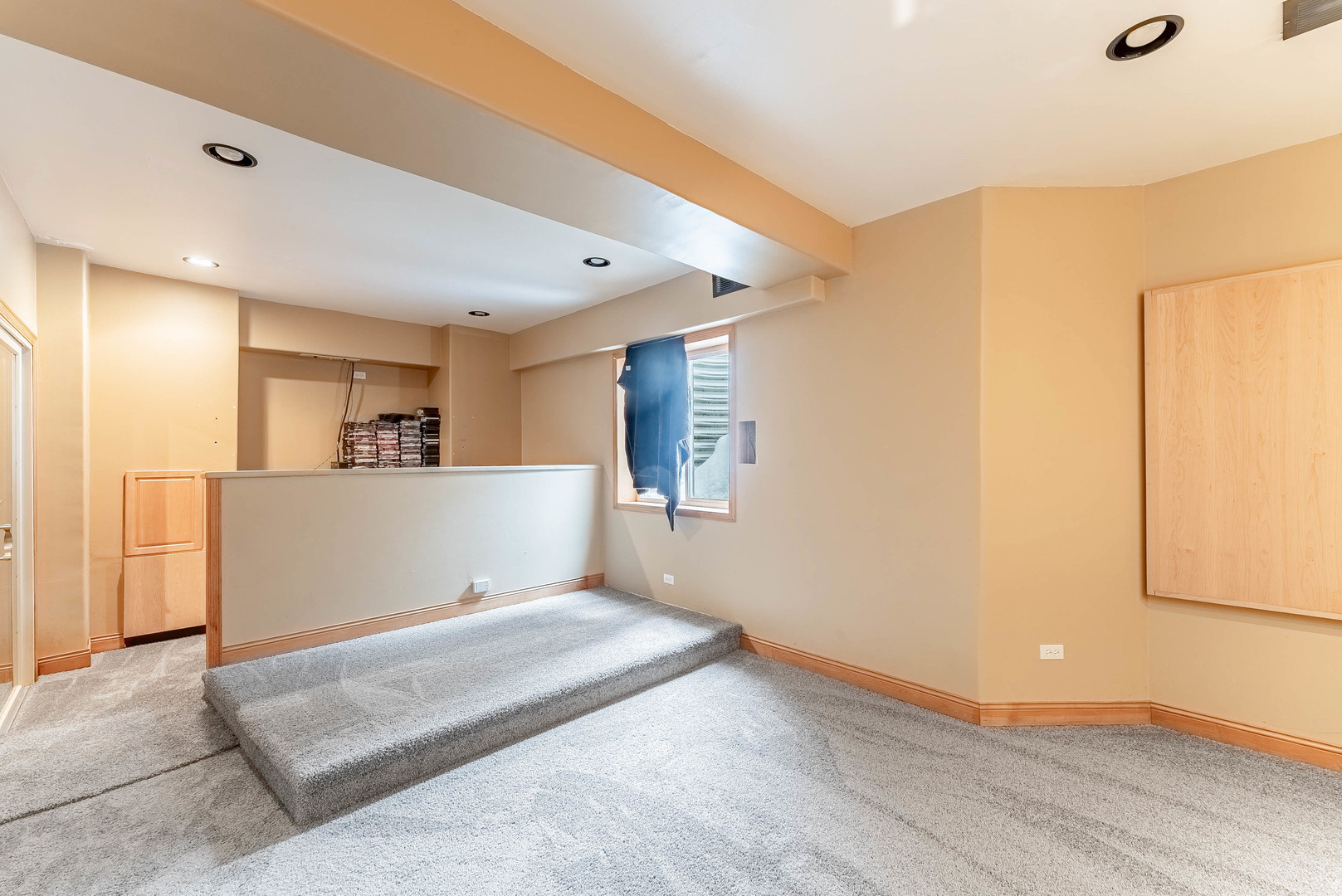 271 Stonegate Road Bolingbrook IL 60440