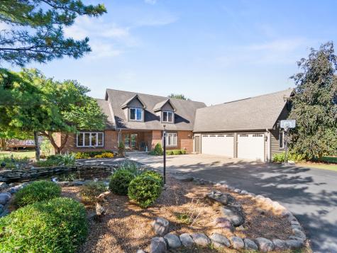 25840 North Graclyn Court Barrington IL 60010