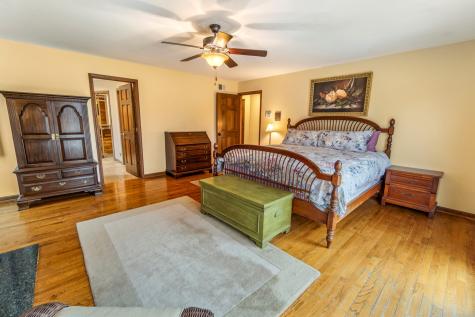 25840 North Graclyn Court Barrington IL 60010