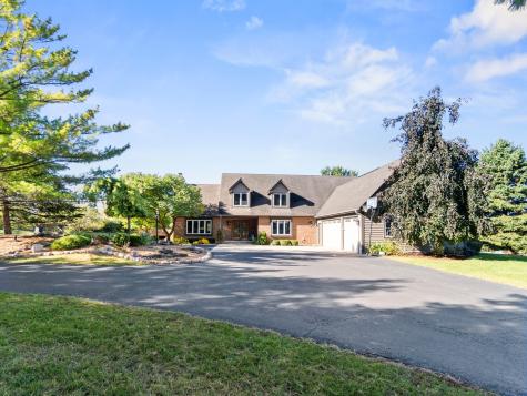 25840 North Graclyn Court Barrington IL 60010