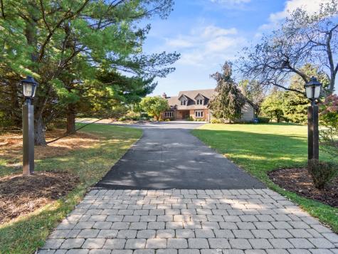 25840 North Graclyn Court Barrington IL 60010