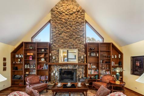 25840 North Graclyn Court Barrington IL 60010