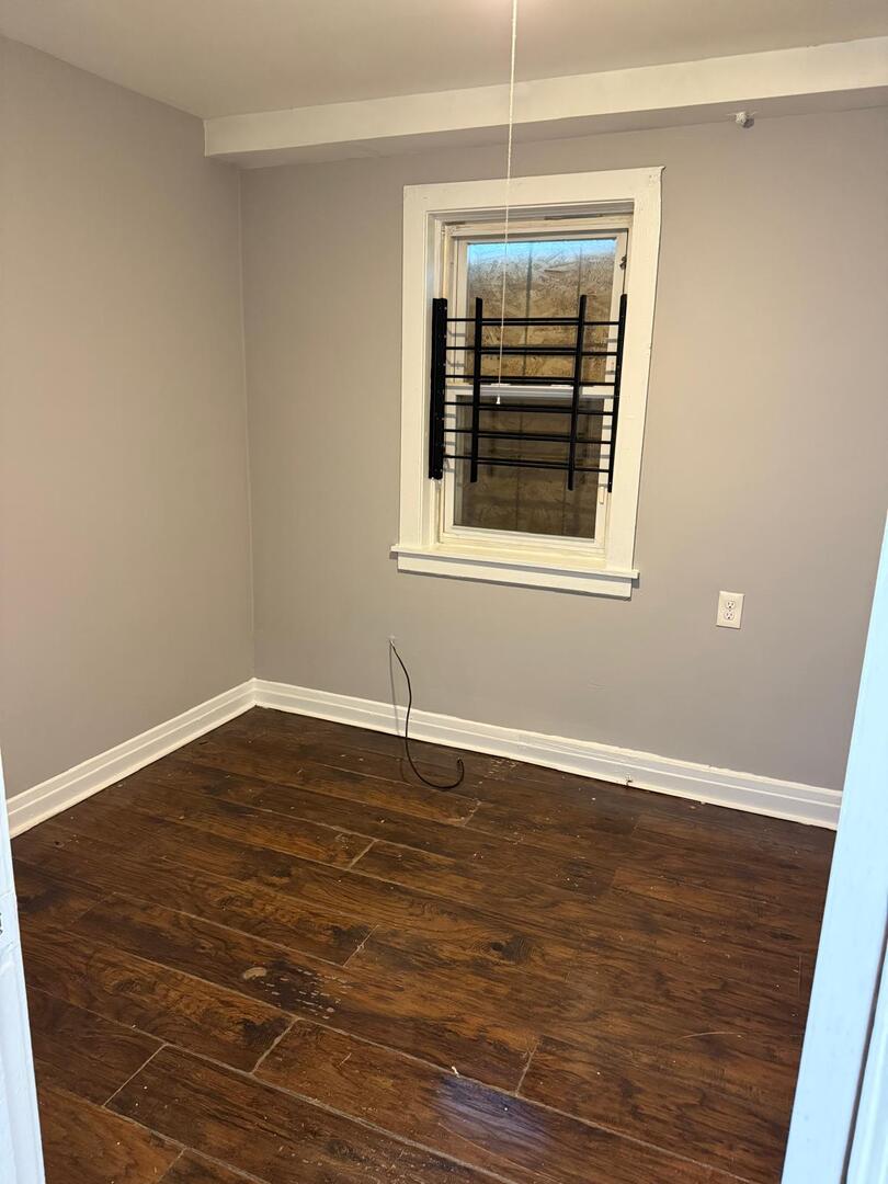 8127 South Coles Avenue Chicago IL 60617