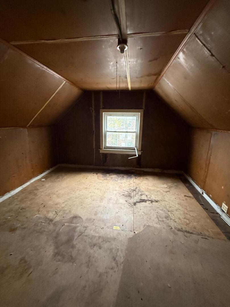 8127 South Coles Avenue Chicago IL 60617