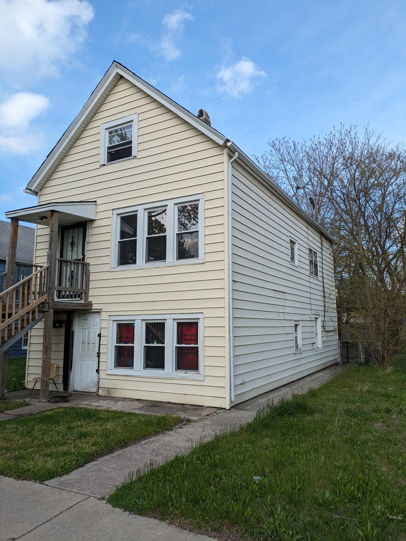8127 South Coles Avenue Chicago IL 60617