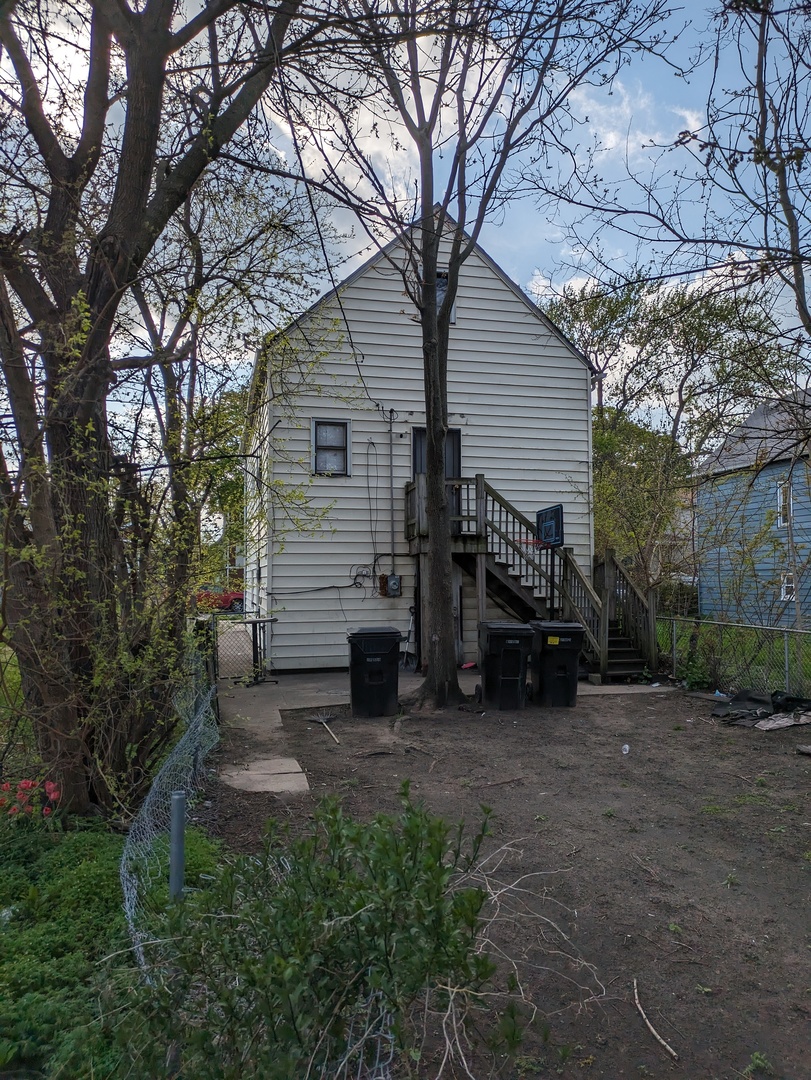 8127 South Coles Avenue Chicago IL 60617