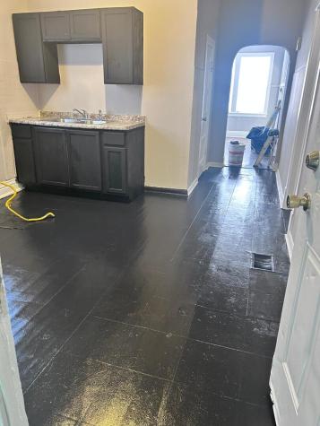 8127 South Coles Avenue Chicago IL 60617