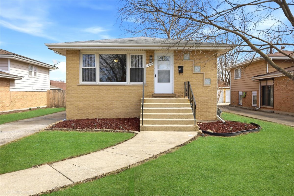 18003 Greenview Terrace Country Club Hills IL 60478