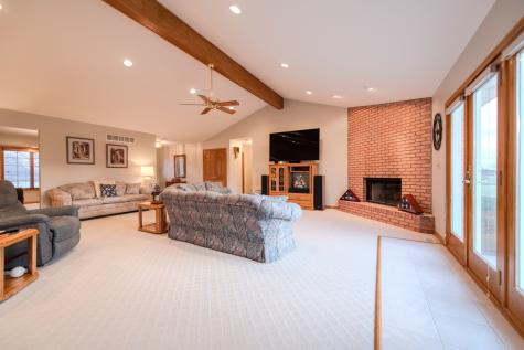 18816 South Chestnut Drive Shorewood IL 60404