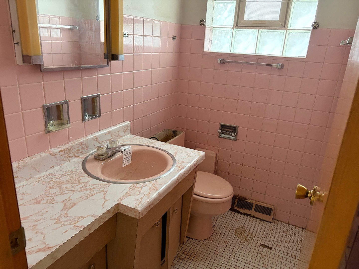 10031 South Forest Avenue Chicago IL 60628