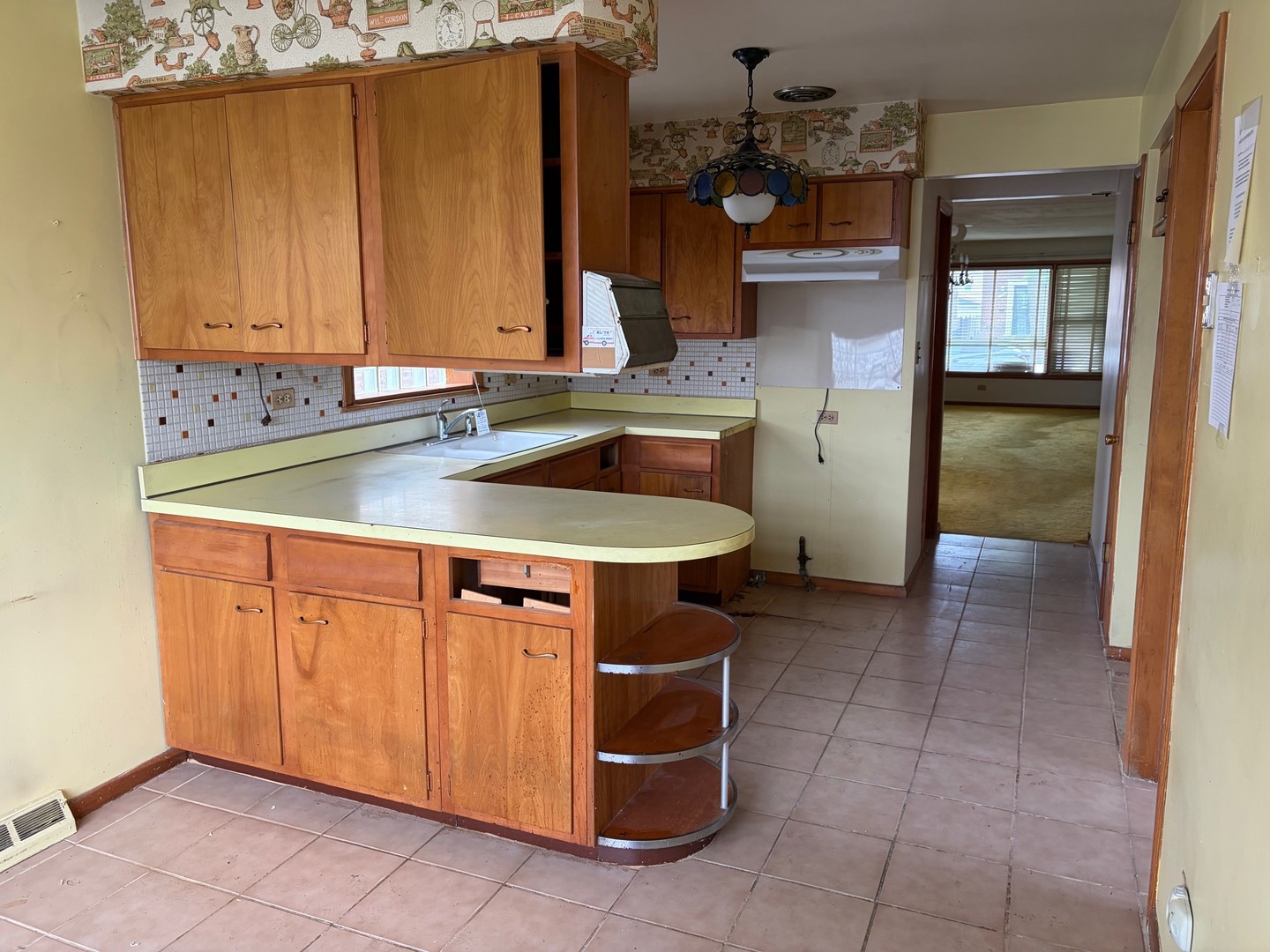 10031 South Forest Avenue Chicago IL 60628