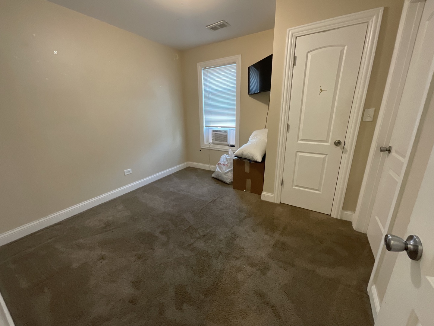 1708 East 84th Place Chicago IL 60617