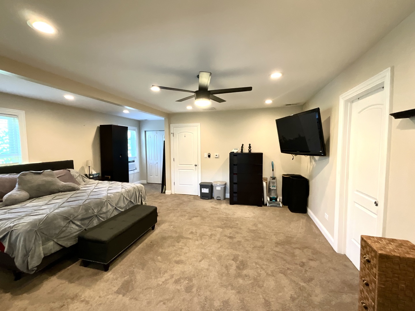 1708 East 84th Place Chicago IL 60617