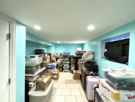 1708 East 84th Place Chicago IL 60617