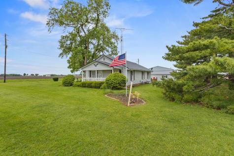 4520 North 600 East Road Sidell IL 61876