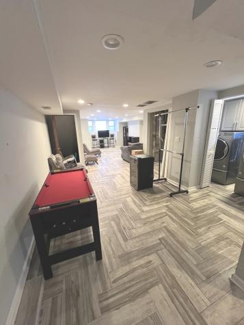 713 East Bowen Avenue Chicago IL 60653