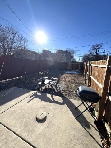 713 East Bowen Avenue Chicago IL 60653