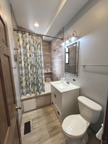 713 East Bowen Avenue Chicago IL 60653