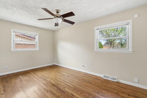 15637 Avalon Avenue South Holland IL 60473