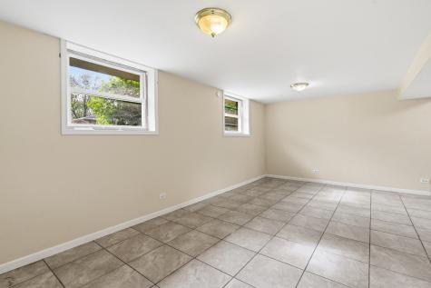 15637 Avalon Avenue South Holland IL 60473