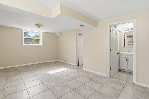 15637 Avalon Avenue South Holland IL 60473