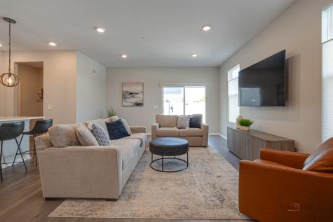 327 Didier Court Buffalo Grove IL 60089