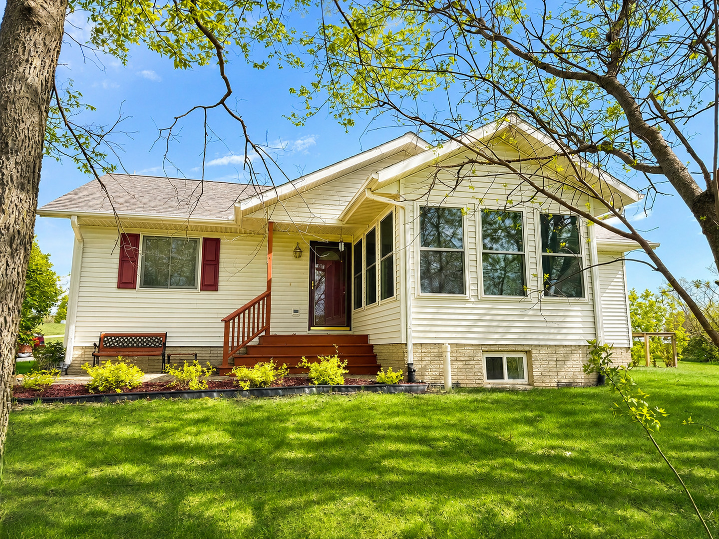 12-211 Rosewood Lane Lake Carroll IL 61046