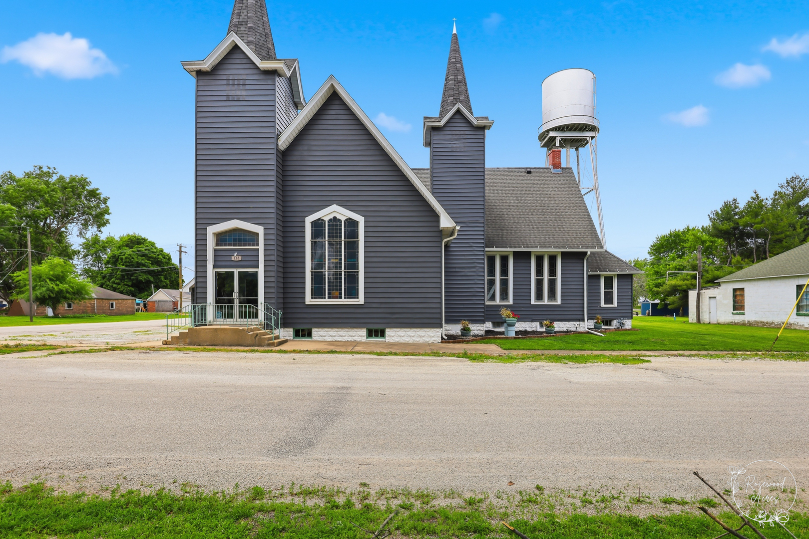 185 South Ames Street Cabery IL 60919