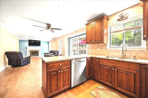 467 Taubert Avenue Batavia IL 60510