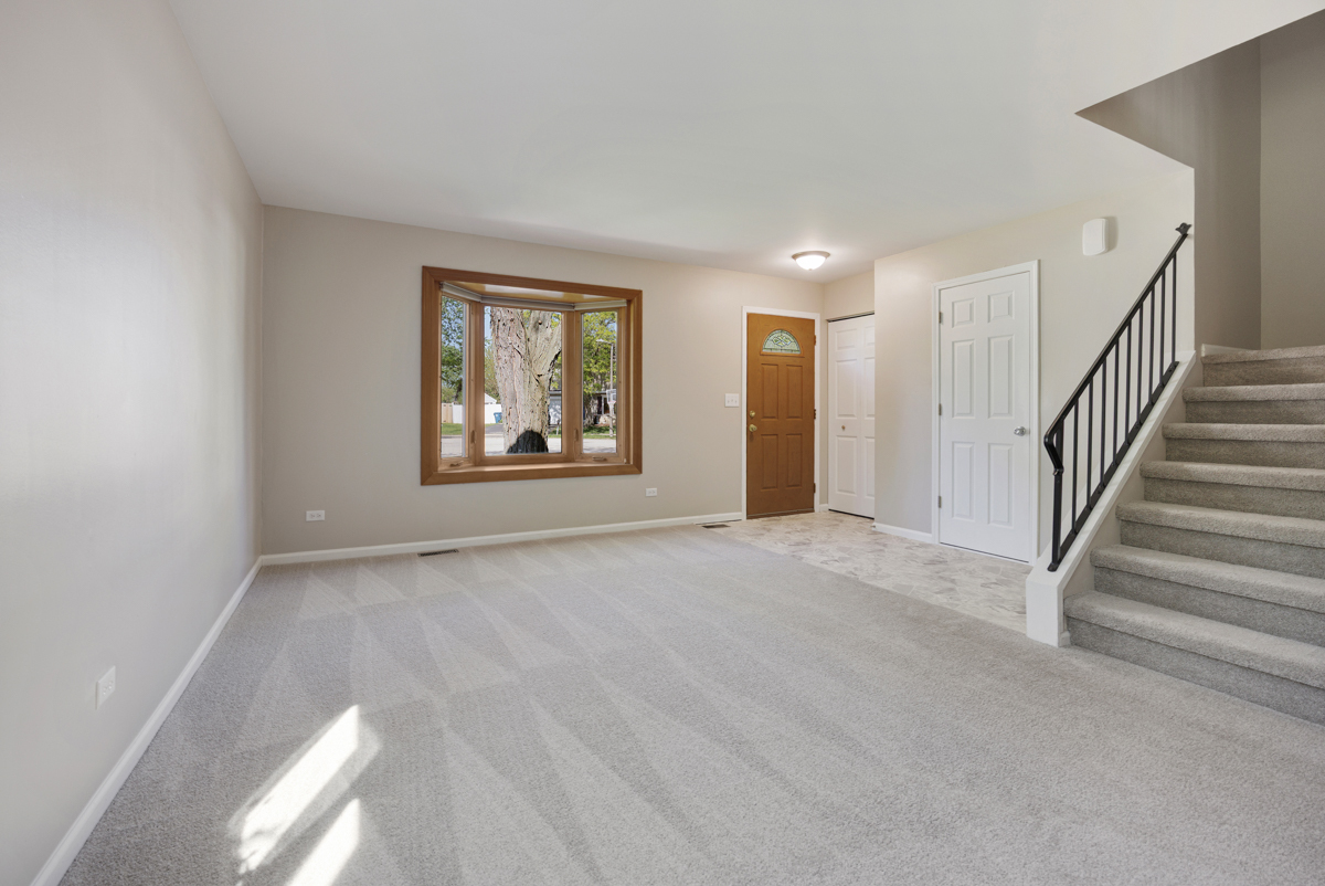 1640 Edinburgh Court Aurora IL 60504