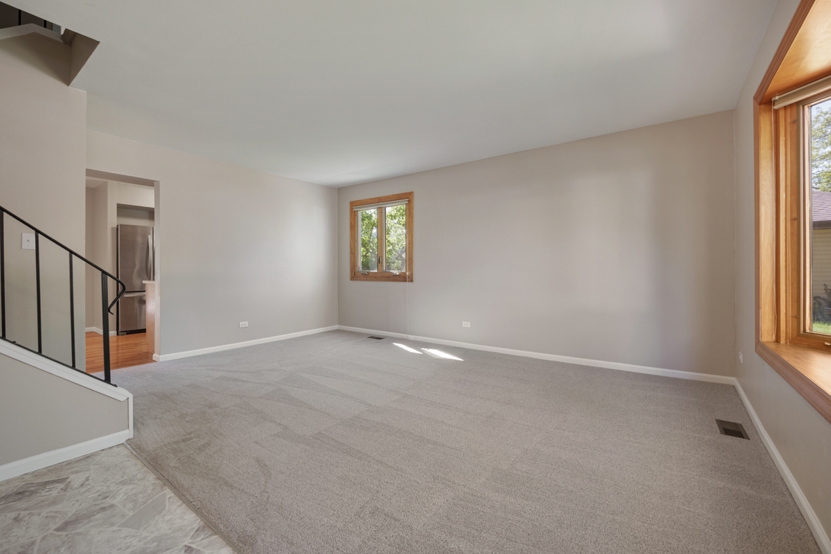 1640 Edinburgh Court Aurora IL 60504
