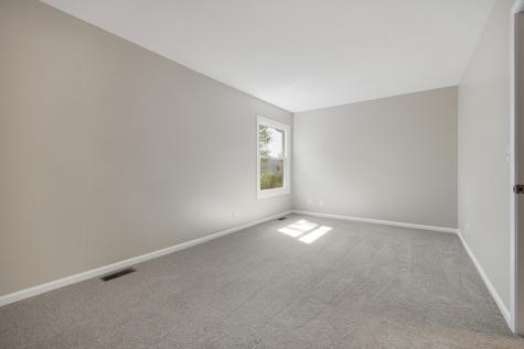 1640 Edinburgh Court Aurora IL 60504