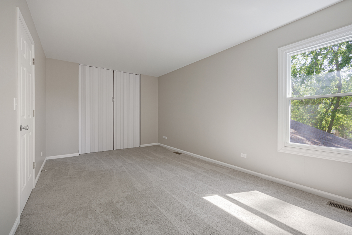 1640 Edinburgh Court Aurora IL 60504