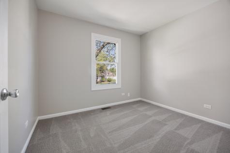 1640 Edinburgh Court Aurora IL 60504
