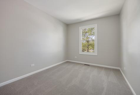 1640 Edinburgh Court Aurora IL 60504