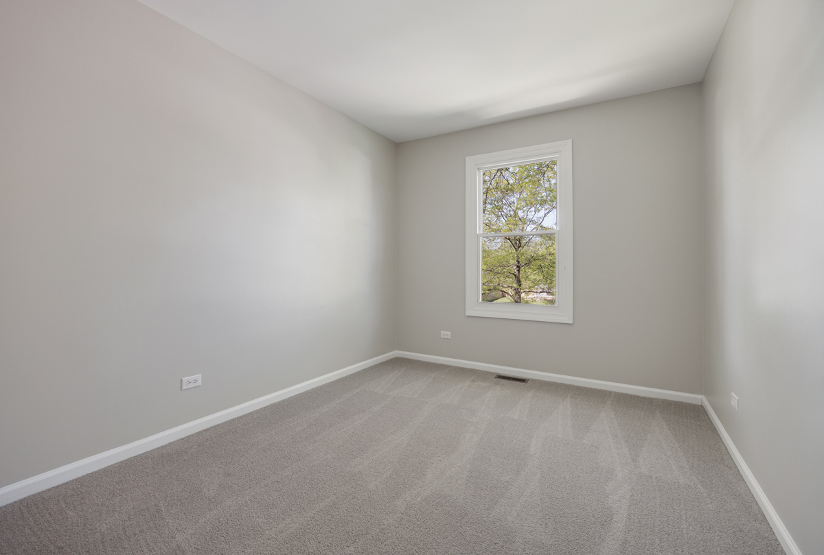 1640 Edinburgh Court Aurora IL 60504