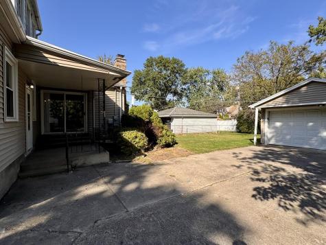17825 Oakley Avenue Lansing IL 60438