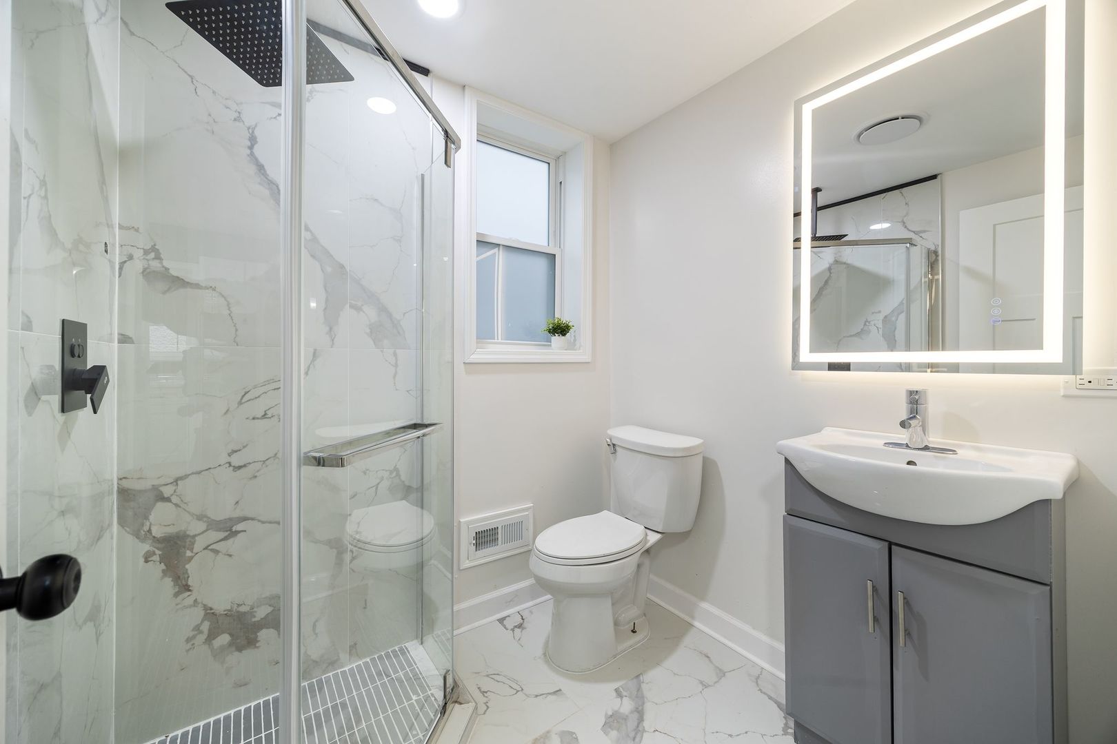 1132 North Waller Avenue Chicago IL 60651