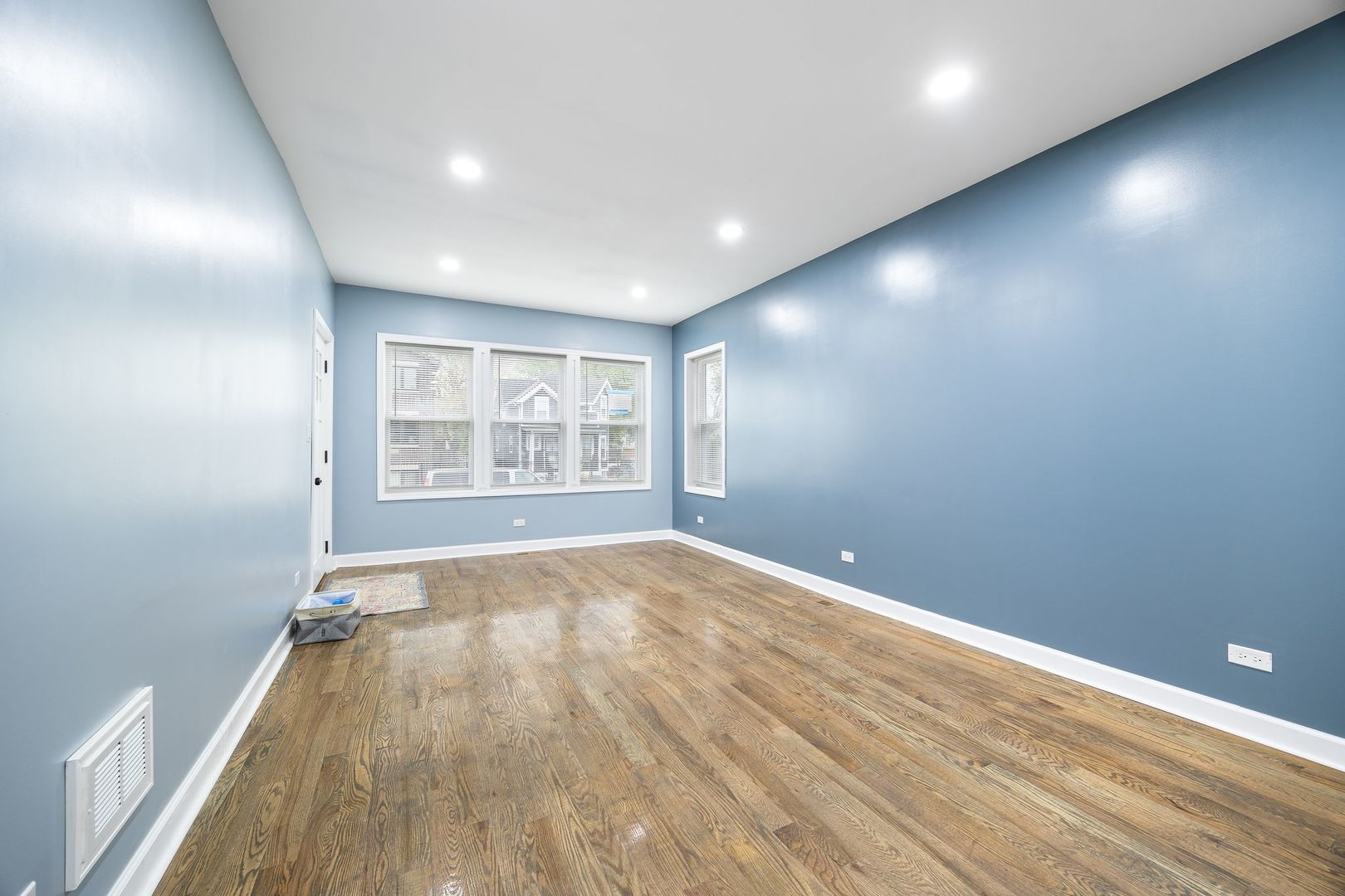 1132 North Waller Avenue Chicago IL 60651