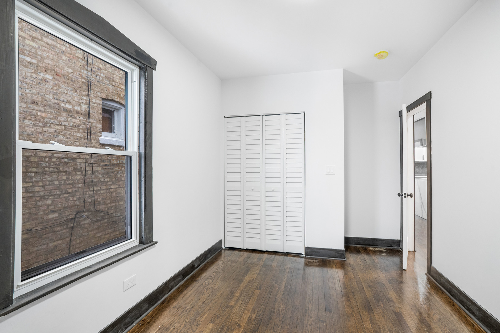 5526 South Albany Avenue Chicago IL 60629