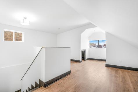 5526 South Albany Avenue Chicago IL 60629