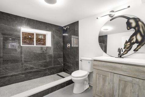 5526 South Albany Avenue Chicago IL 60629