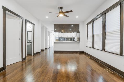5526 South Albany Avenue Chicago IL 60629