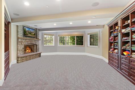 34 Abbey Woods Drive Barrington Hills IL 60010