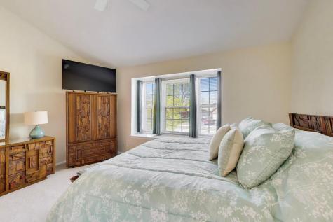 1643 Penny Lane Crystal Lake IL 60014
