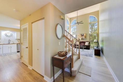 1643 Penny Lane Crystal Lake IL 60014