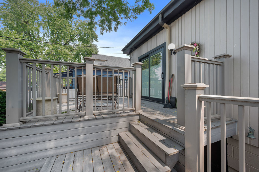 13118 South Buffalo Avenue Chicago IL 60633