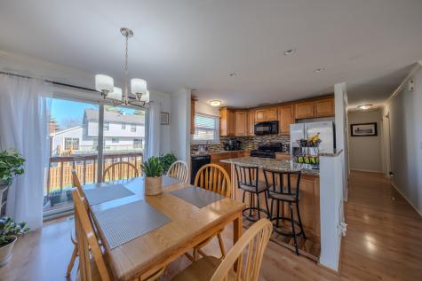 829 Prairie Avenue Bartlett IL 60103