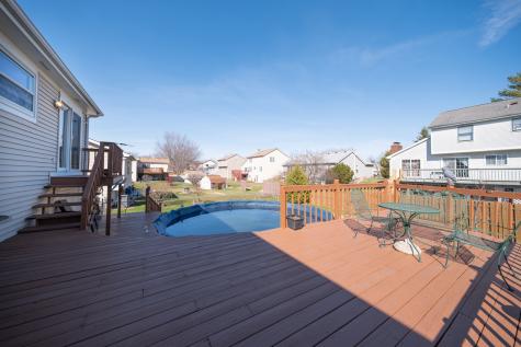 829 Prairie Avenue Bartlett IL 60103